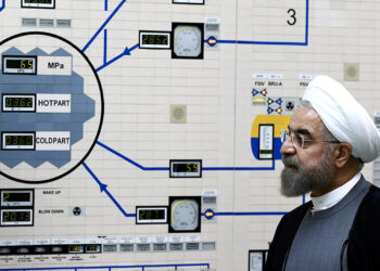 Reportaje: El espía holandés que introdujo el virus Stuxnet al reactor iraní