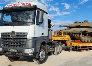 Ejercito israelí realiza compra urgente de camiones Mercedes Benz