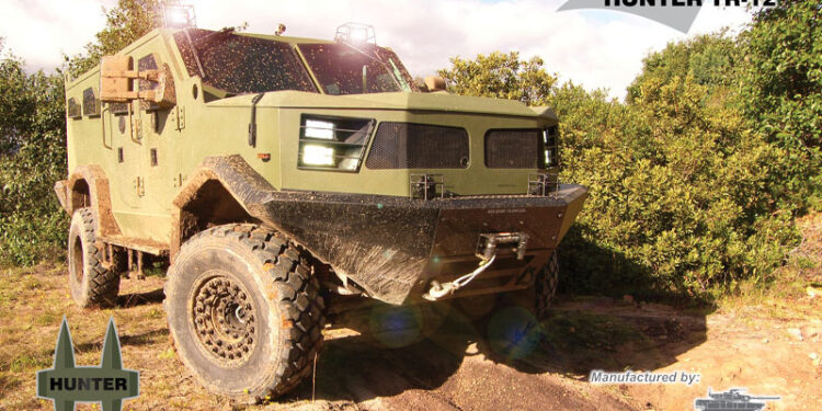Carabineros de Chile adquiere cuatro blindados Hunter TR-12 a Armor International de Colombia