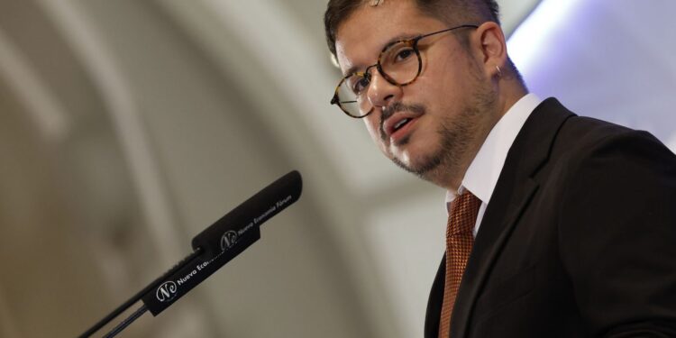 La politización de la diplomacia chilena: Un análisis a raíz de las declaraciones del embajador Velasco