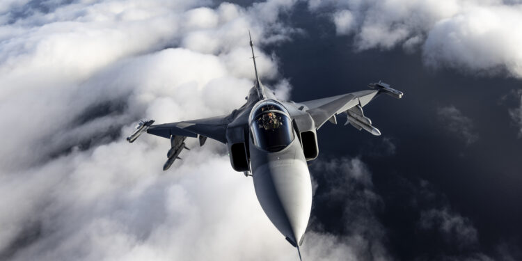 Real Fuerza Aérea Tailandesa selecciona al Saab 39E/F