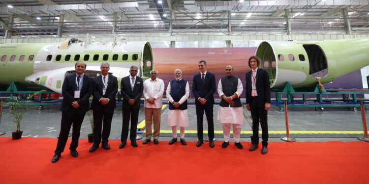 Con la presencia del presidente español Pedro Sanchez, Airbus inaugura  línea de ensamblaje del C295 en India