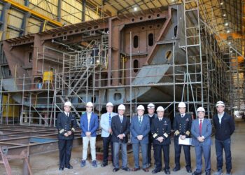 ASMAR y ASENAV firman contrato para la construcción de las embarcaciones para buque multipropósito de la Armada de Chile