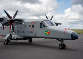 Guyana presenta sus nuevas aeronaves HAL 228