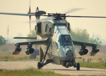 India ordena 156 helicópteros de combate ligero