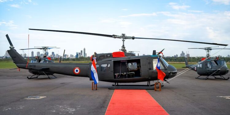 Paraguay incorpora cuatro UH-1H procedentes de Taiwán