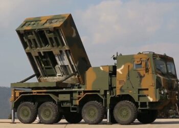 Noruega elige los lanzacohetes surcoreanos K239 Chunmoo por sobre alternativas europeas y de Estados Unidos