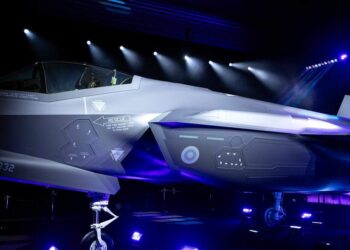 Entregan el primer f-35 a Finlandia