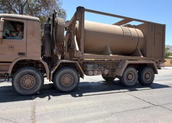 Chile: Ejército despliega un campamento modular autónomo a más de 1.100 km para apoyar la emergencia por incendios en Biobío