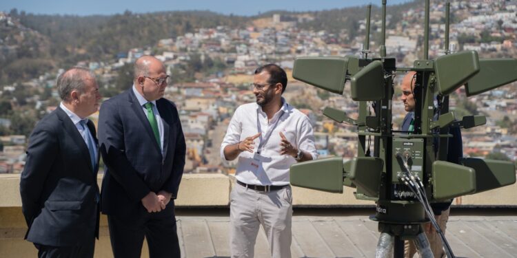 Indra desplegó en Chile su sistema C-UAS CROW durante el cambio de mando presidencial