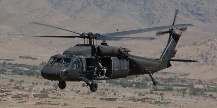 Análisis: Helicópteros Black Hawk de segunda mano: ¿una opción para América Latina?