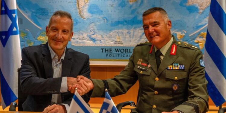 Grecia e Israel firman un acuerdo de 3.000 millones de euros para crear el escudo antimisiles Achilles Shield